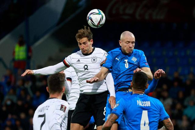 体育报：莱万5场进1球 巴萨管理认为应引进新中锋