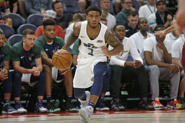 拉塞尔26分詹姆斯19+11+8 湖人胜雷霆再回第九